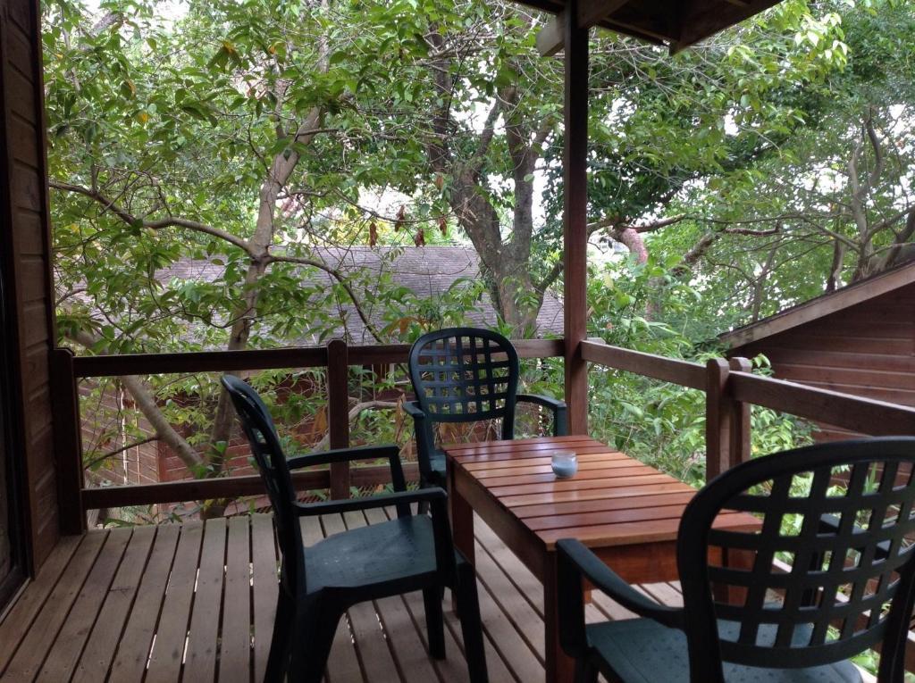 Half Moon Resort (Adults Only) West End Luaran gambar